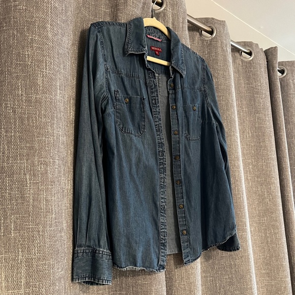 Merona - Lighter dark-wash long-sleeve button down denim shirt - size Large - Picture 3 of 12